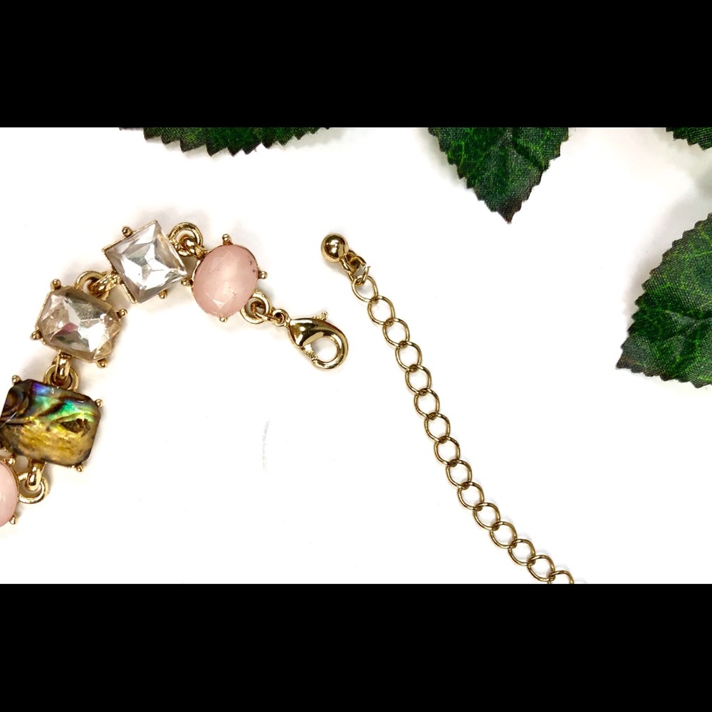 Gorgeous Gold & Rhinestone Statement Necklace - Picture 6 of 6